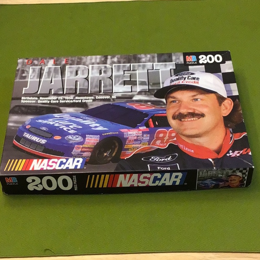 NASCAR Dale Jarrett vintage puzzle 🧩 1998, Milton Bradley 🇺🇸, complete, etc